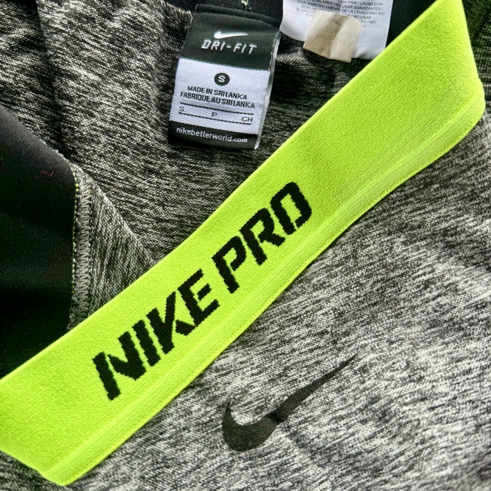 Nike Pro l Women’s Performance Tights l Size: S - Picture 2 of 12